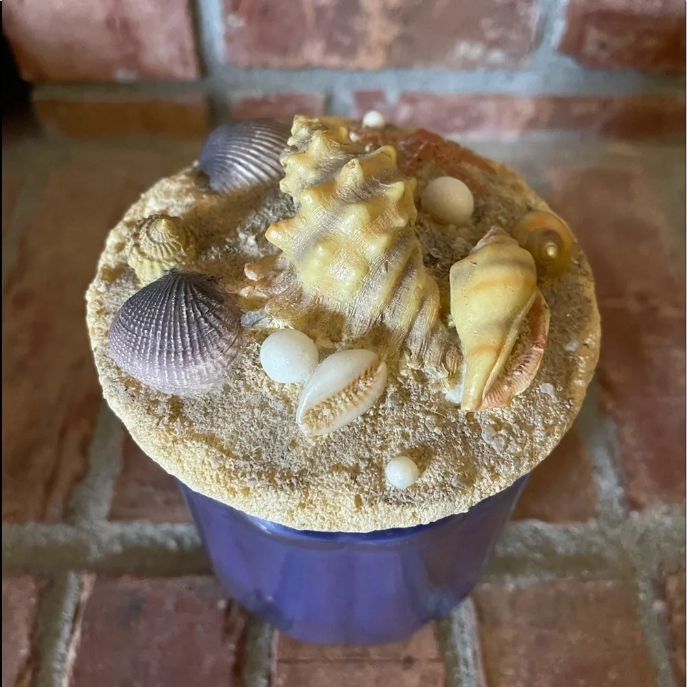 Enchanted Island Blue Candle with Beach Themed Resin Lid
